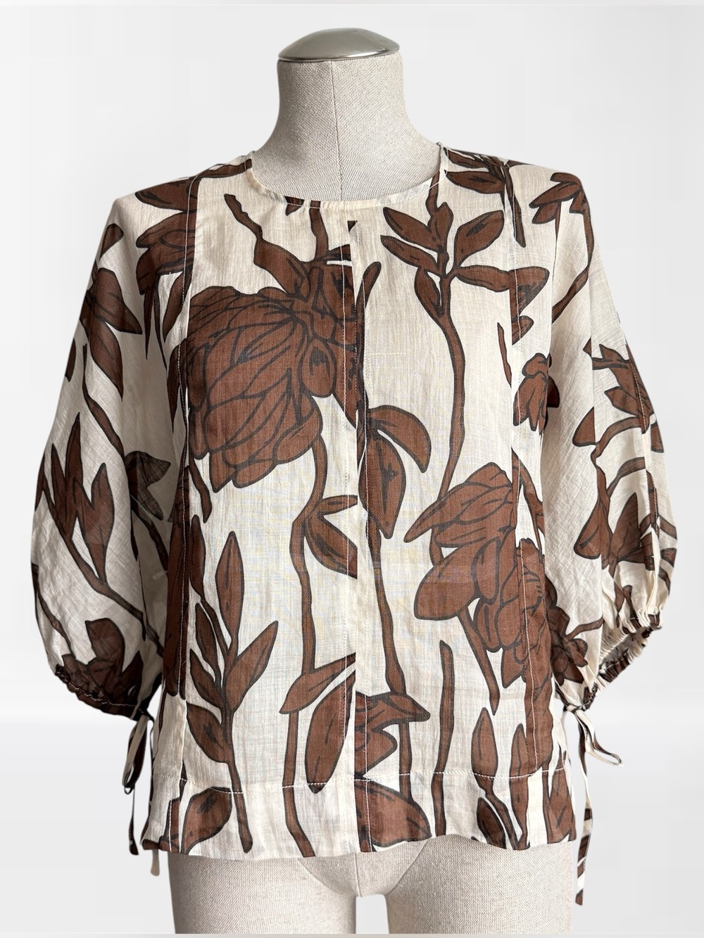 Leonard St Natives Batwing Top in Size 8